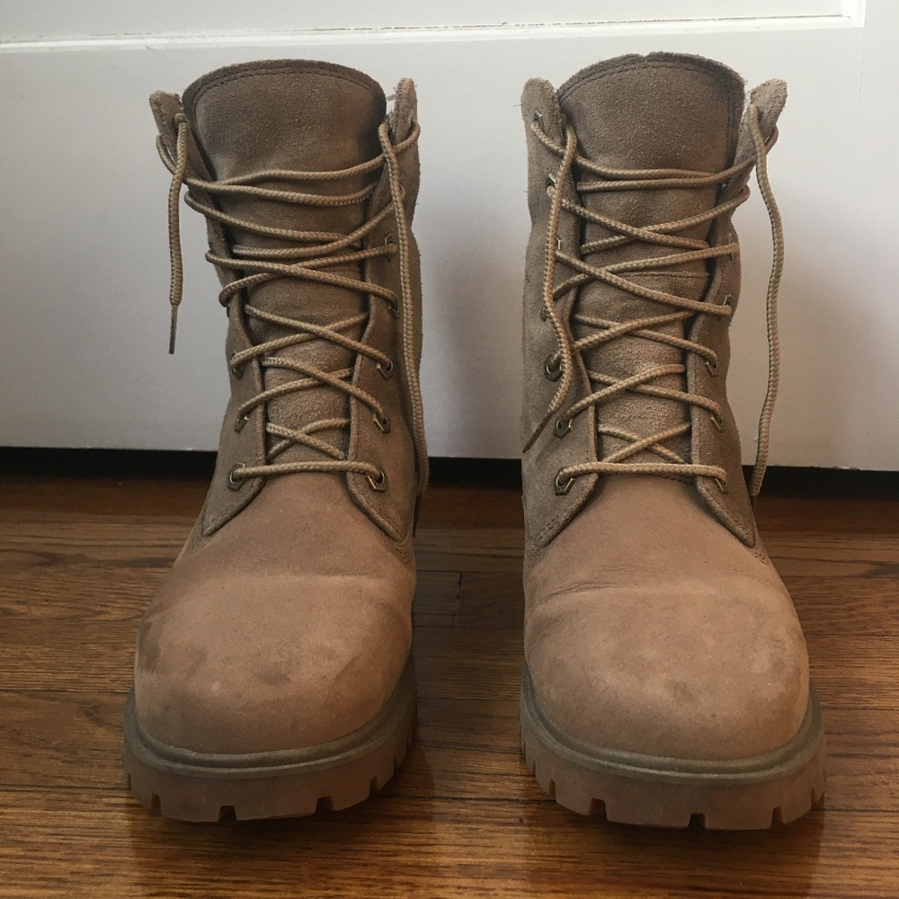 (SOLD) Timberland Jayne Boots in Taupe